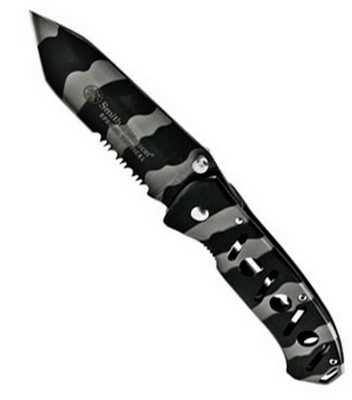 Urban Camo Tactical Serrated Knife S&W Knives